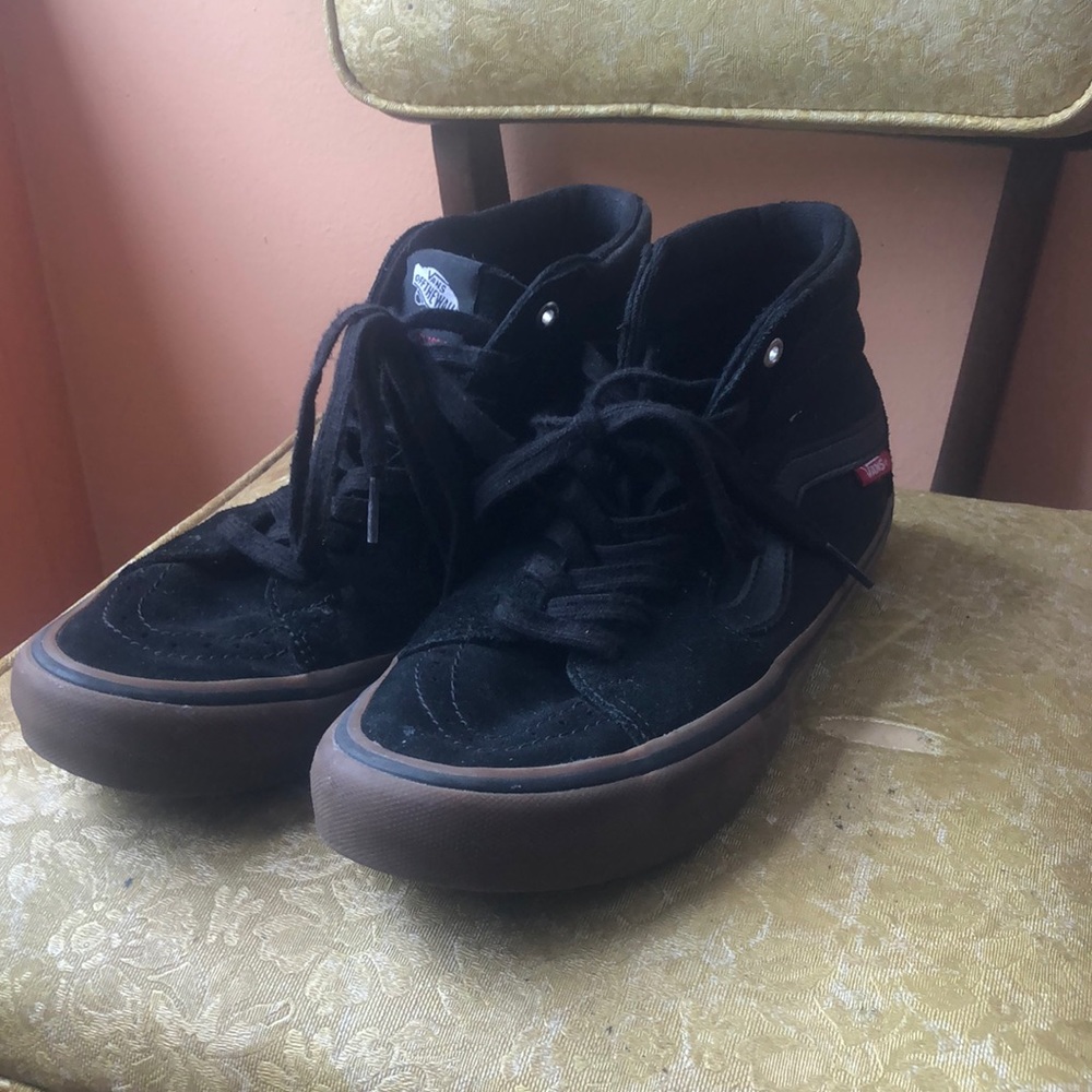 COPY - COPY - vans sk8-hi pro with gum soles M 7.5 / W 9